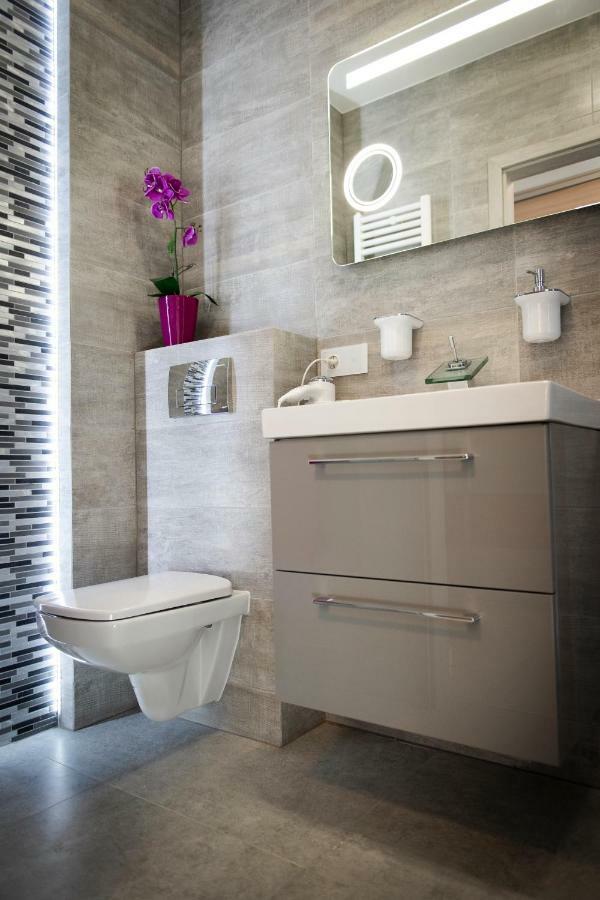 Apartament Elegance Pink Rewal Luaran gambar